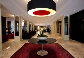 Gagner un séjour au Ramada Plaza avec une excursion sur la Meuse et une visite dans un musée au choix.