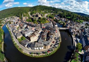 Hôtel Les Arcades à La Roche-en-Ardenne - PROMOTION réouverture.