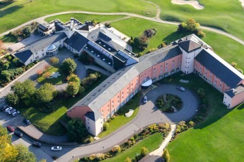 Radio CONTACT vous offre chaque jour pendant la semaine du 12/10 au 16/10 votre séjour à l'Hôtel Mercure Luxembourg Kikuoka Golf & Spa