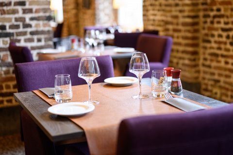 Envie d'un dîner en tête-à-tête? Maximum FM & Must FM vous invitent au restaurant La Linière.