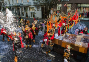 Plongez dans l’ambiance des carnavals d’Eupen et des environs !